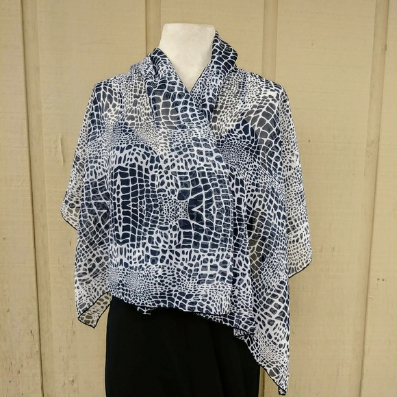 🖤 Alligator Print Sheer Scarf #hundredsofscarves - Picture 2 of 2